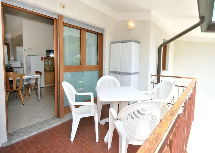 Villaggio Delfino Μπιμπιόνε
